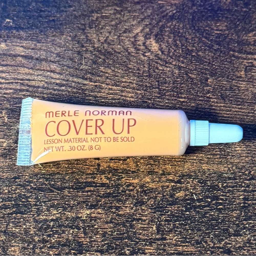 Merle Norman Cover Up - MOCHA - .30 Full Size